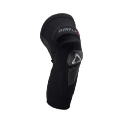 LEATT Kniebeschermer AirFlex Hybrid Pro Zwart -Fiets Bevordering leatt knee guard moto airflex hybrid pro black front right 5023050850 cnpxcxygvcngjvoy